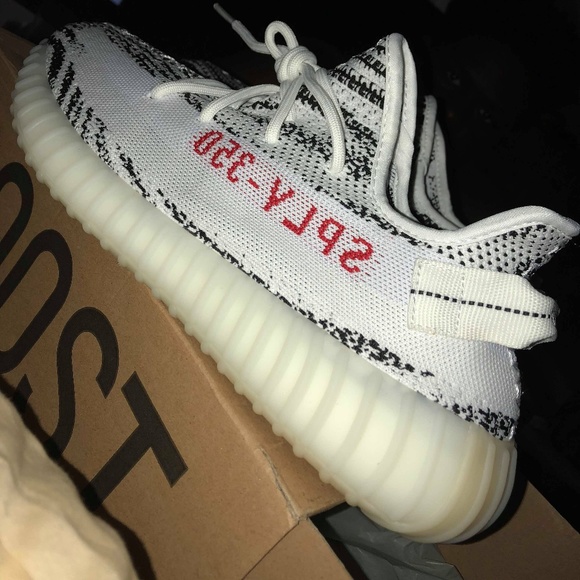 Yeezy boost 350 zebra